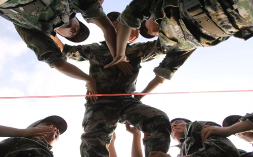 蘇州興千田“青春如火，超越自我”戶(hù)外拓展