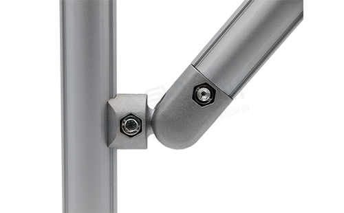 180°內(nèi)接旋轉(zhuǎn)接頭應用圖